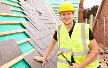find trusted Linicro roofers in Highland